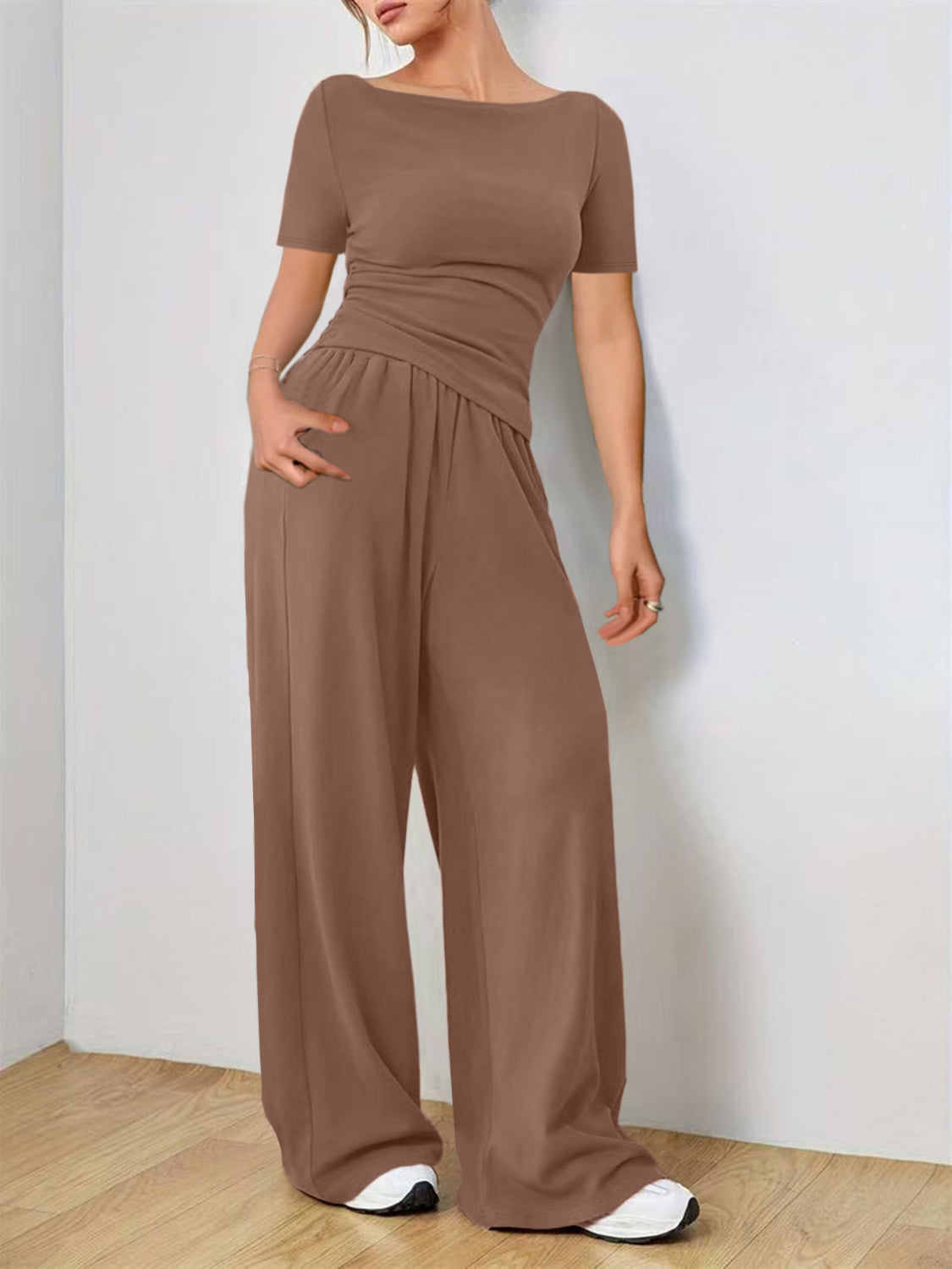 Round Neck Short Sleeve T-Shirt and Pants Set - MyEmpired