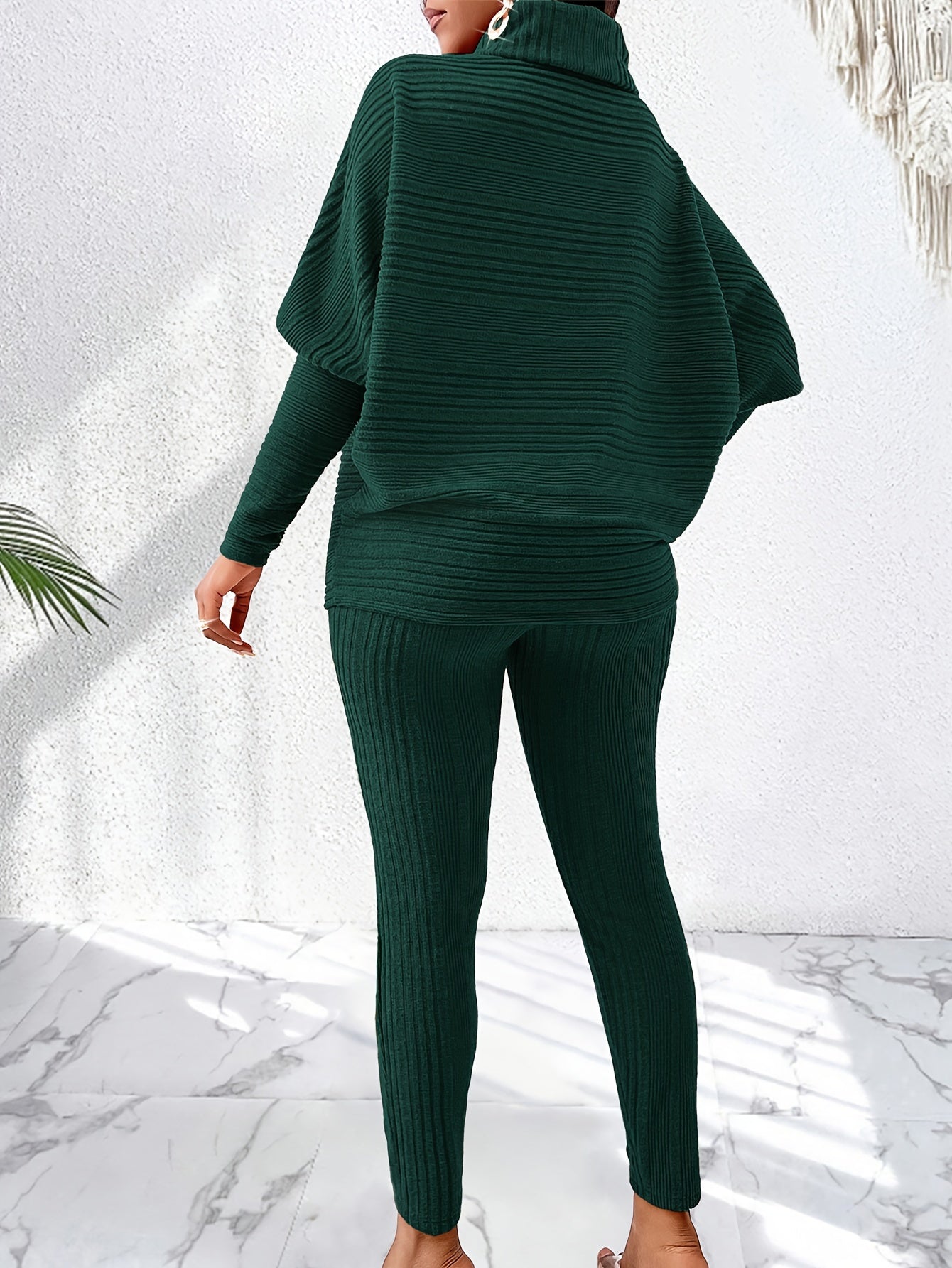 Elegant Women&