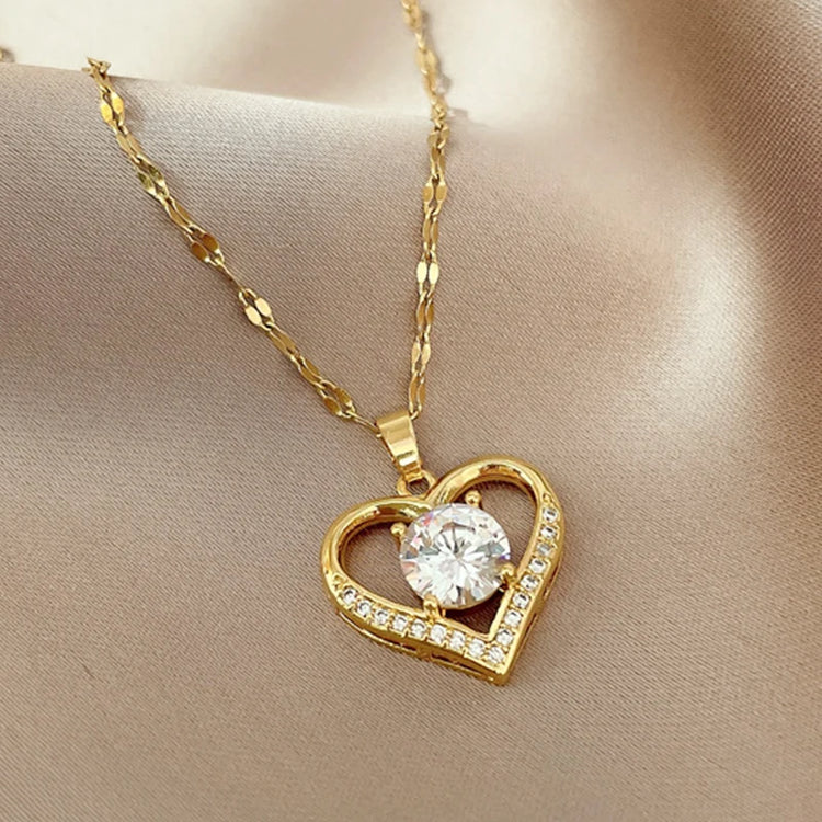 Artificial Gems Heart Pendant Necklace - MyEmpired