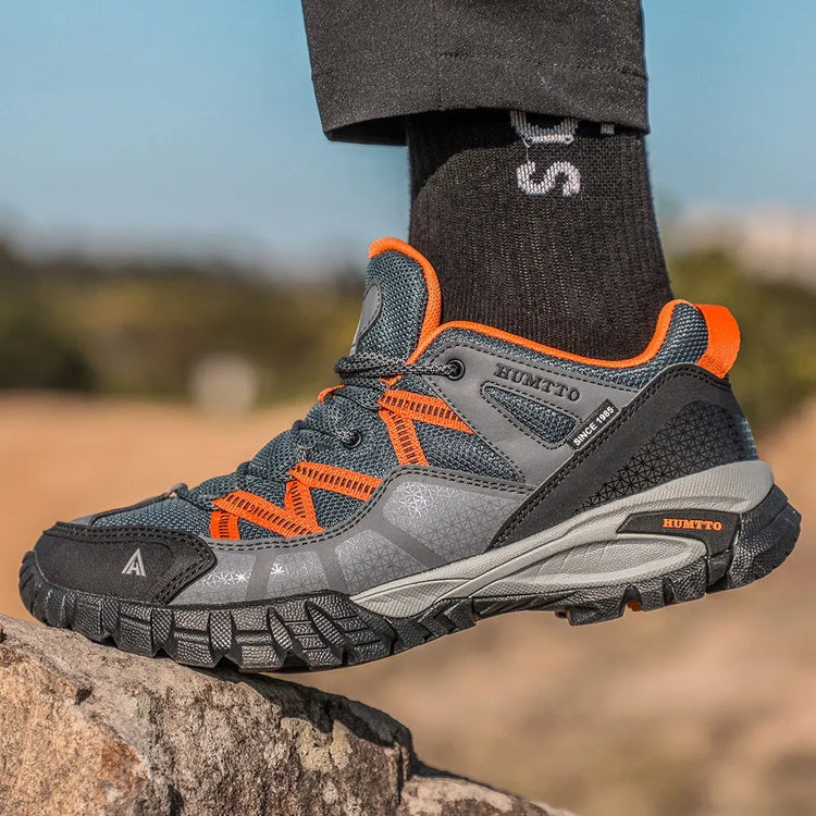 Hiking Men&