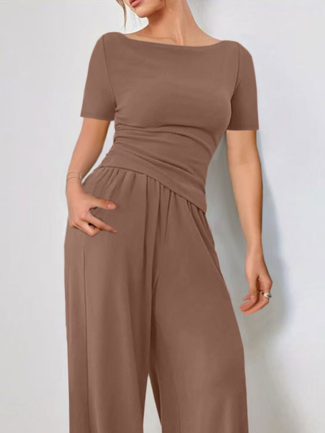 Round Neck Short Sleeve T-Shirt and Pants Set - MyEmpired