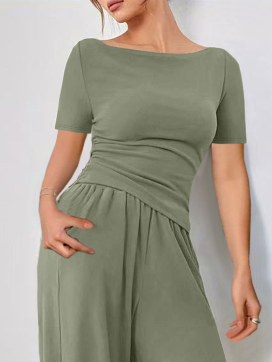 Round Neck Short Sleeve T-Shirt and Pants Set - MyEmpired