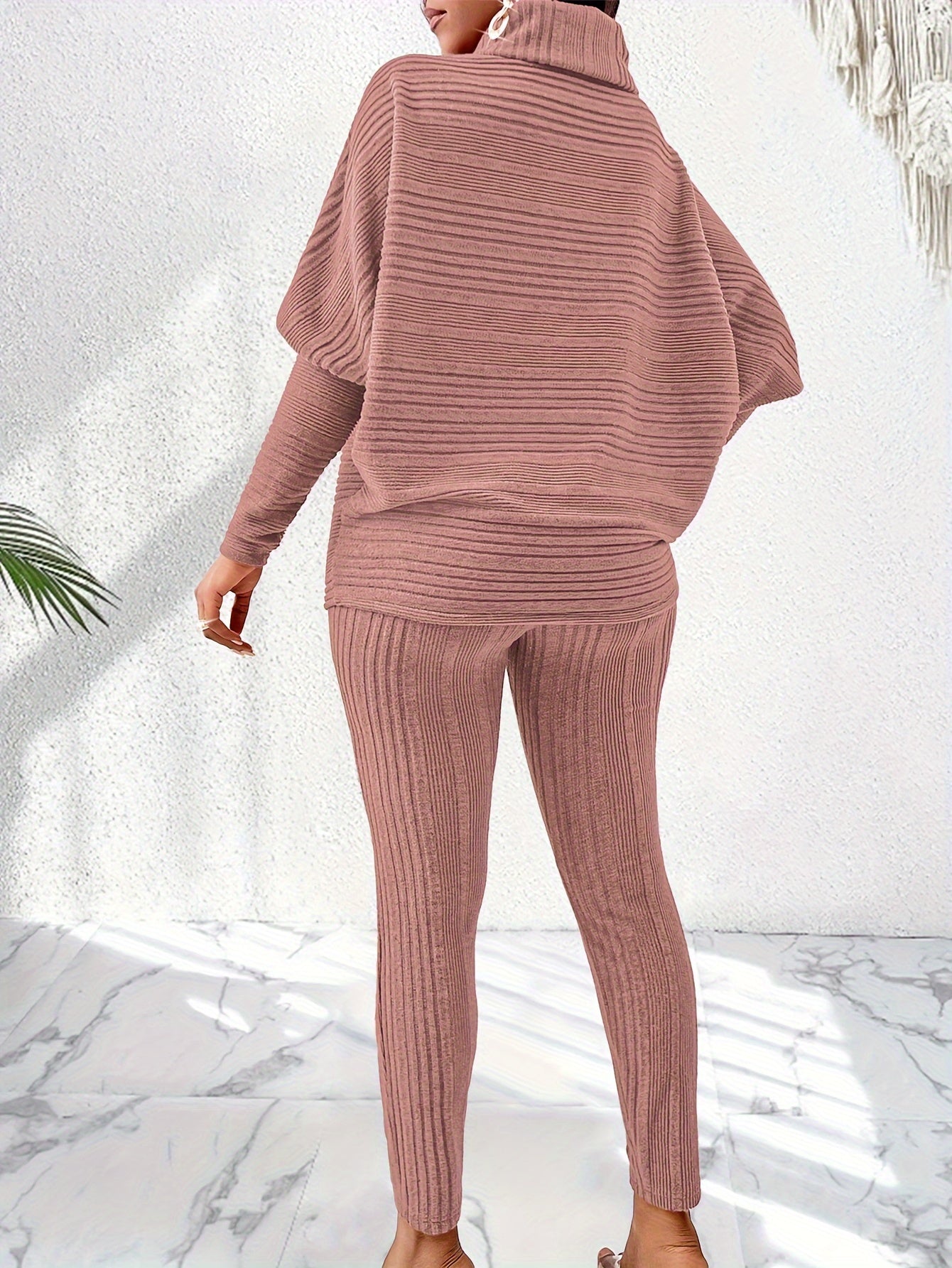 Elegant Women&
