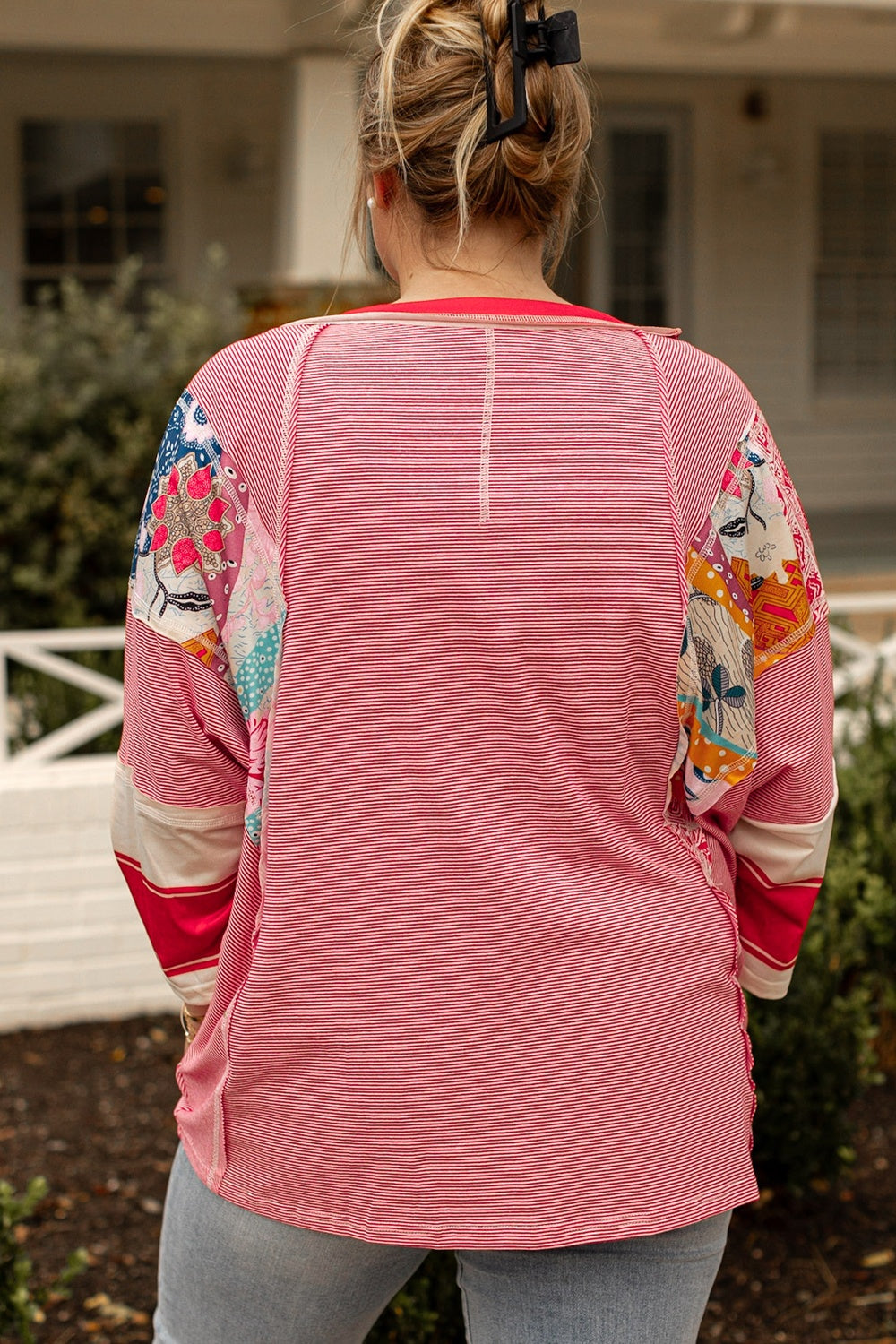 Plus Size Exposed Seam Printed Striped Round Neck Sweatshirt - MyEmpired