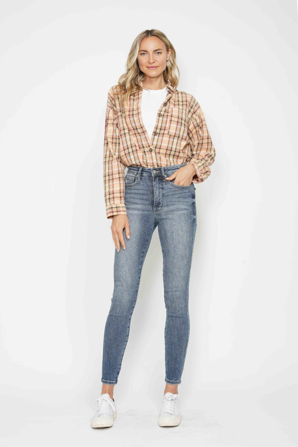 Judy Blue Full Size Tummy Control Contrast Wash Skinny Jeans - MyEmpired