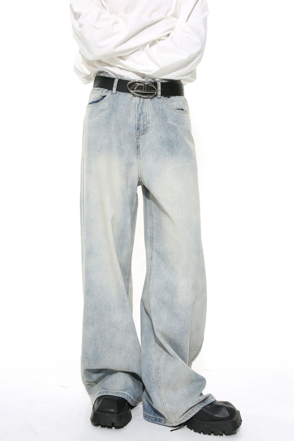 Washed Straight Leg Jeans - MyEmpired