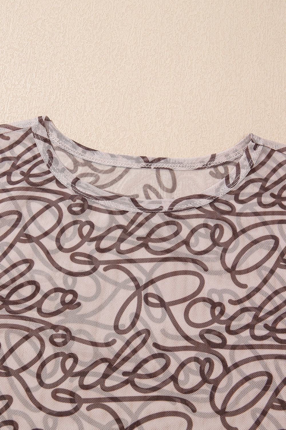 Printed Round Neck Short Sleeve Mesh T-Shirt - MyEmpired