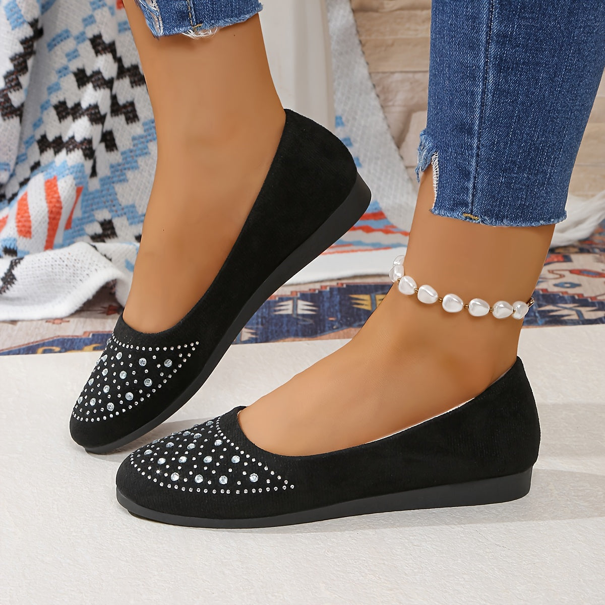 Elegant Women's Slip-On Flats with Rhinestone Accents - Comfortable, Lightweight Walking Shoes for All Seasons