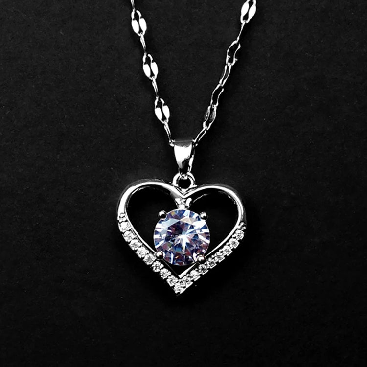 Artificial Gems Heart Pendant Necklace - MyEmpired