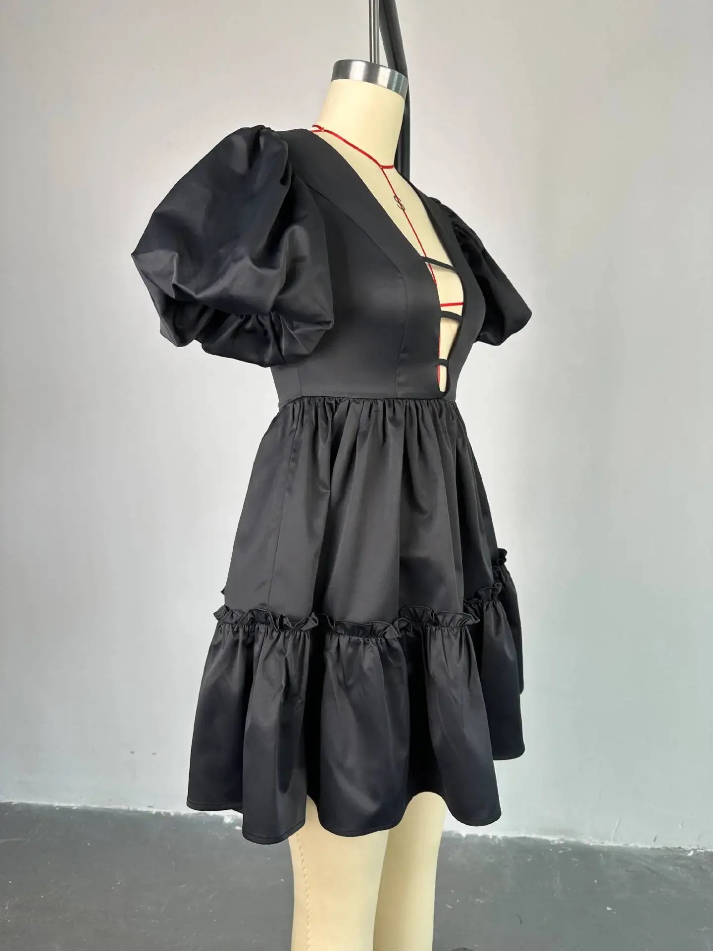 Mandylandy Summer Sweet Sexy Black Dress Women V-neck Puff Sleeve High Waist Stitching A-line Dress Slim Ruffle Bubble Dress