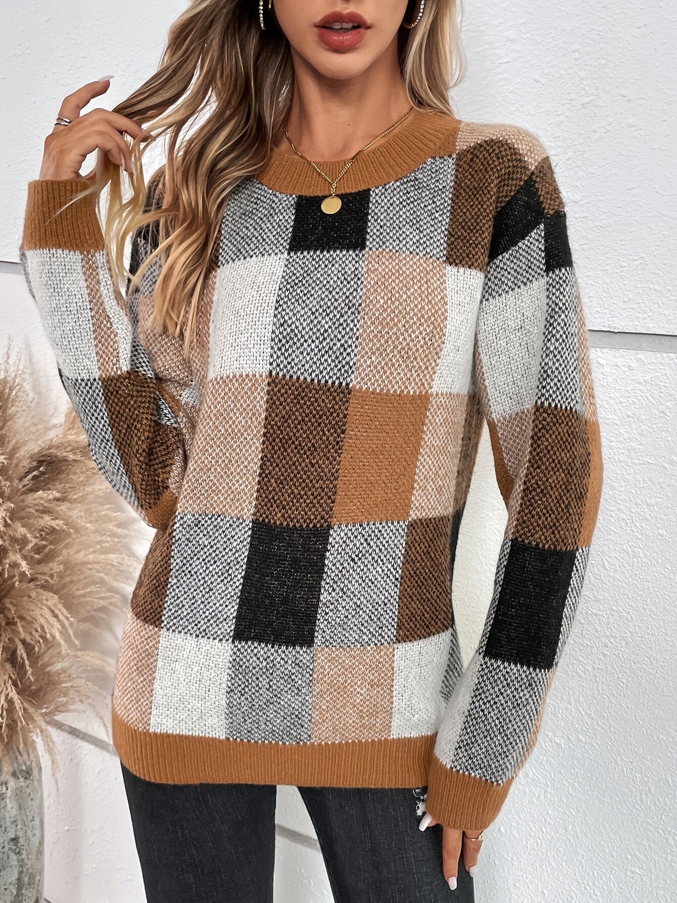 Women'S Elegant Plaid Knit Sweater, Autumn/Winter Fashion, Long Sleeve, Round Neck, Casual Checkered Pattern, Polyester, Regular Fit, No Belt, No Padding, H-Shape, Loose Fit, Knitted Top