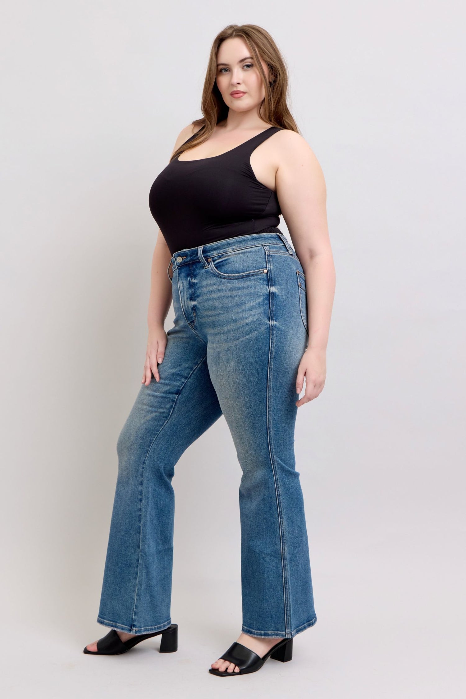 Judy Blue MR Tummy Control Vintage Wash Jeans - MyEmpired