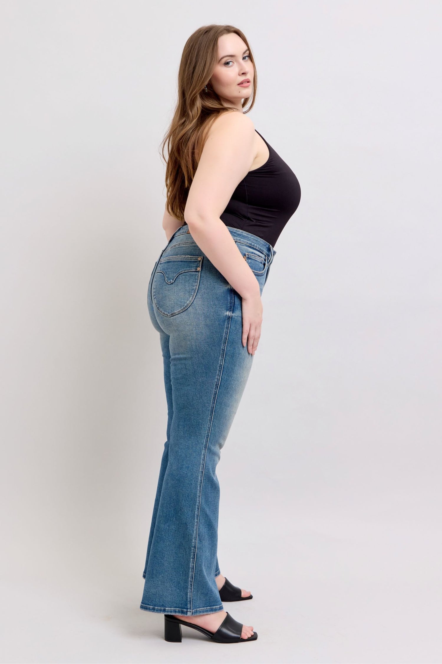 Judy Blue MR Tummy Control Vintage Wash Jeans - MyEmpired